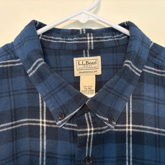 L.L. Bean Men's Blue/White Scotch Plaid Classic Flannel Button-Front Shirt XXL - Picture 3 of 9